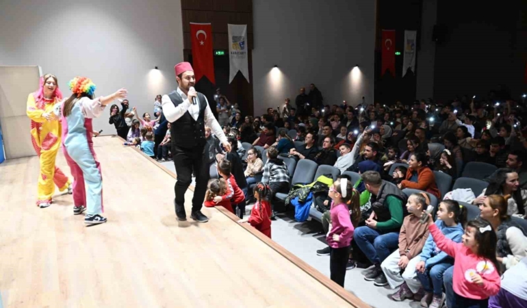 Karacabey Belediyesi’nden Ramazana yakışır kültür şöleni