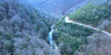 Gemlik’te yağmurlar, Sudüşen Şelalesi’ne hayat verdi