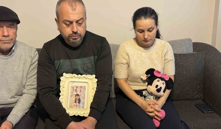 Habersiz değiştiği iddia edilen servisini ararken, 1. sınıf öğrencisi Ela hayattan koptu