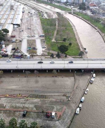 Çanakkale’de taşkın yaşanan Sarıçay normale döndü