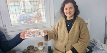 Bandırma’da Ramazan öncesi 40 aileye kıyma desteği