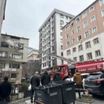 Şişli’de 5 katlı binada korkutan yangın