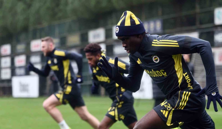 Fenerbahçe’de, Trabzonspor maçı hazırlıkları başladı
