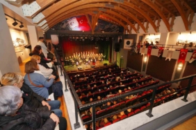 Ayvalık’ta Rauf Denktaş Kültür Merkezi perdelerini açtı