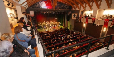 Ayvalık’ta Rauf Denktaş Kültür Merkezi perdelerini açtı