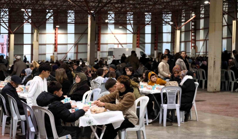 Söğüt’te geleneksel iftar sofrası