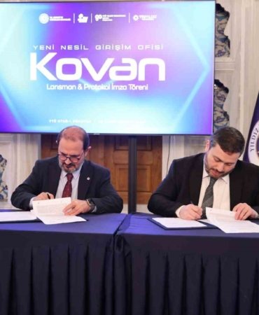 Yeni nesil girişim ofisi Kovan yola çıktı