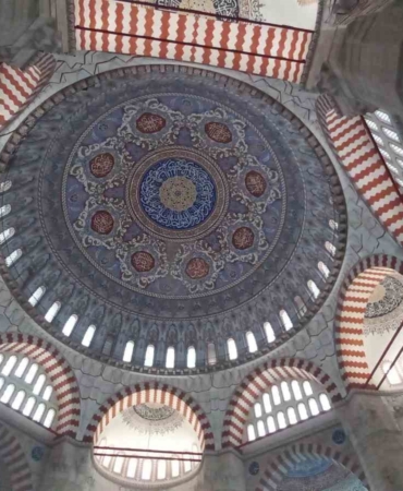 Selimiye Camii’nde tartışma konusu olan kubbe yazıları uzun bir aradan sonra ilk kez görüntülendi