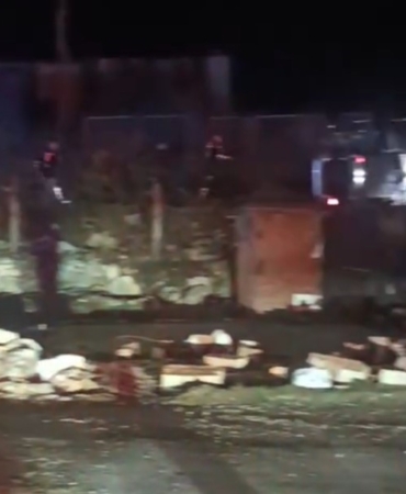 Cumalıkızık’ta polis kovalamacası kazayla sonuçlandı: 1 yaralı