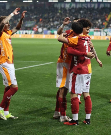 Galatasaray yenilmezlik serisini 9 maça çıkardı
