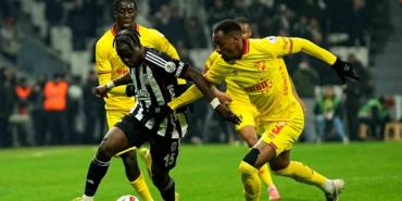 Trendyol Süper Lig: Beşiktaş: 2 - Göztepe: 0 (İlk yarı)