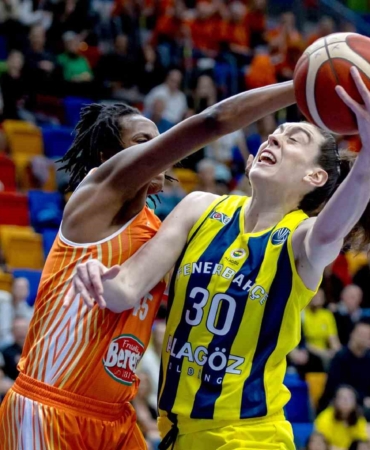 Breanna Stewart yeniden Fenerbahçe’de
