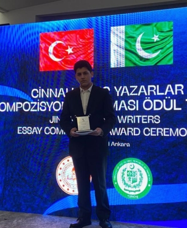 SYAL öğrencisi Ali Yusuf Sabah’tan Cinnah ödülü