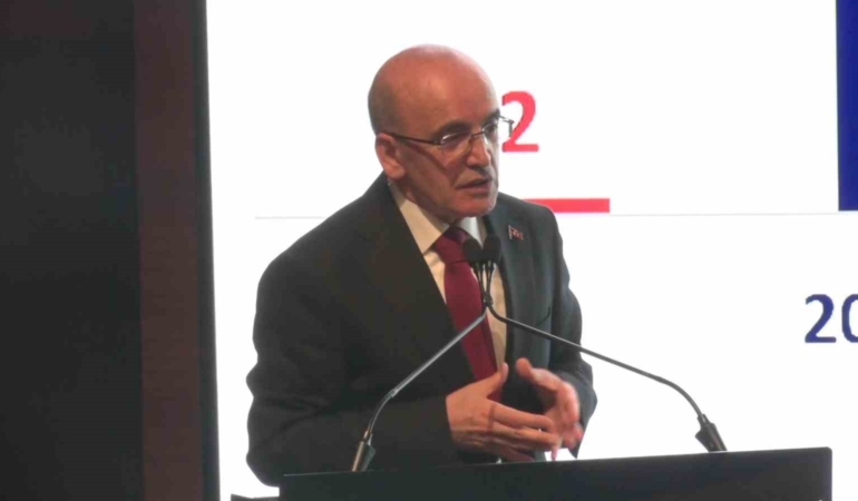 Bakan Şimşek: "Cumhurbaşkanımızın liderliğinde bu ülke 20 yıldır dünyayı çok daha iyi okumuş"