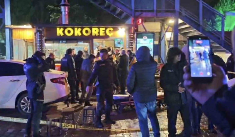 Edremit’te kokoreç dükkanına silahlı saldırı: 2’si ağır 3 yaralı