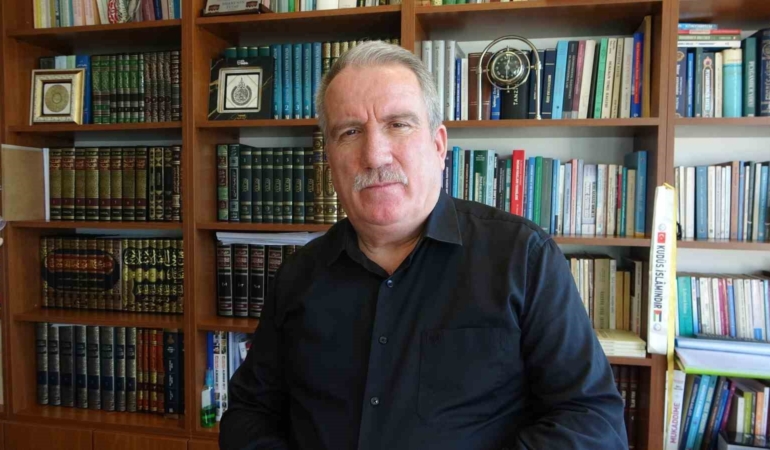 “Sanal bir tehdit oluşturup bunun adına irtica dediler”