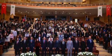 Genç bilim insanları projelerini yarıştırdı