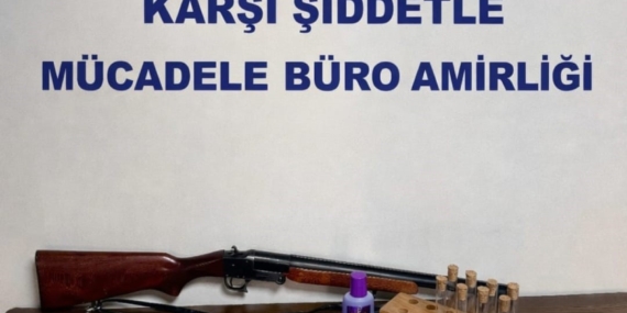 Çok sayıda suç kaydı bulunan şüphelinin evinden silah ve uyuşturucu çıktı
