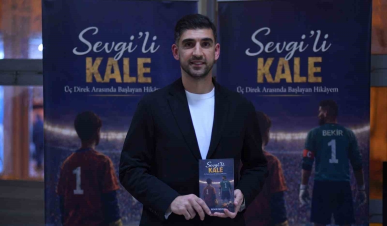 İnegölspor’un kalecisi Bekir Sevgi’nin "Sevgi’li kale" isimli kitabının lansmanı yapıldı