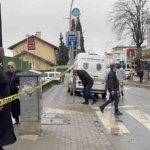 Gebze’de tren istasyonunda silahla vurulan kadın hayatını kaybetti