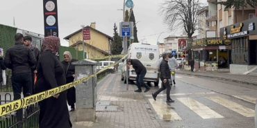 Gebze’de tren istasyonunda silahla vurulan kadın hayatını kaybetti