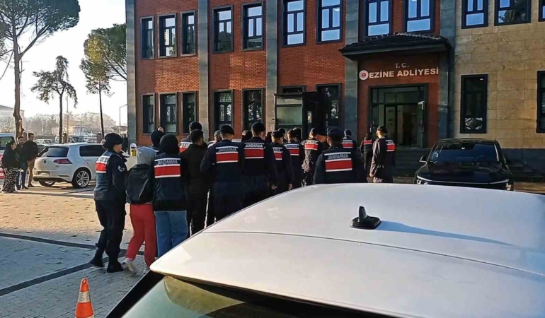 Çanakkale’de jandarmadan uyuşturucu operasyonuna 8 tutuklama