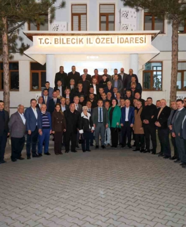 Vali Sözer muhtarlarla iftarda buluştu