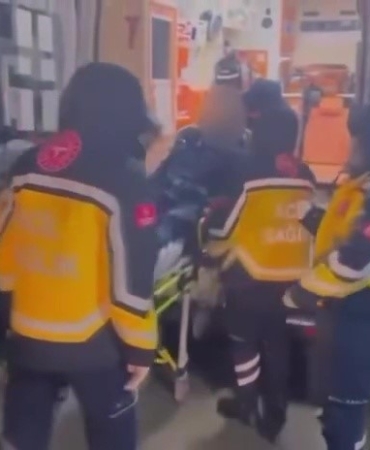 Balıkesir’de zorlu hava şartlarına rağmen sahil güvenlikten hayat kurtaran operasyon