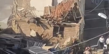 Gemlik’te metrik bina çöktü