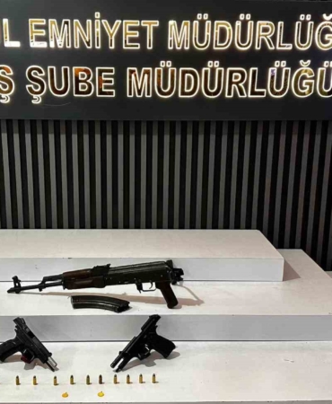 Şişli’de plazaya silahlı saldırıyla ilgili 5 şüpheli yakalandı