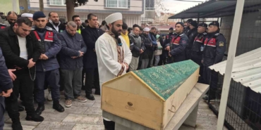 Akranı tarafından öldürülen 16 yaşındaki çocuk defnedildi