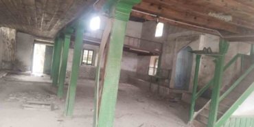 Balıkesir’de tarihi eski cami çürümeye başladı