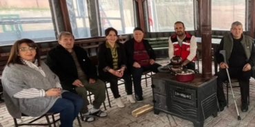 Huzurevinde sucuk-ekmek etkinliğiyle gönüller ısındı