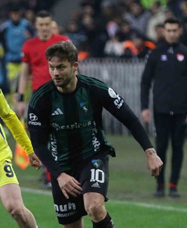 Karol Linetty cezalı duruma düştü