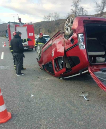 Bilecik’te otomobil takla attı: 4 yaralı