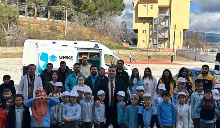 Bilecik’te ‘Sağlıklı Çocuk, Sağlıklı Gelecek Eğitim Programı’ düzenlendi
