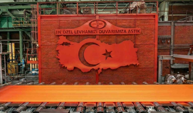 Millî Uçak Gemisi’nin çeliği Erdemir’den