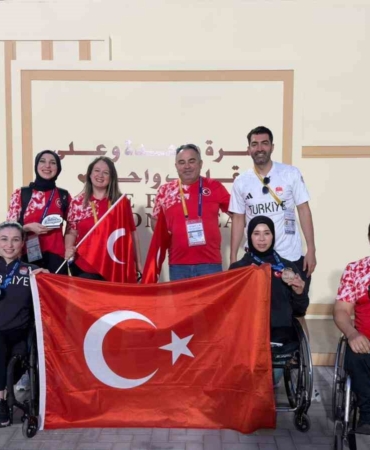 ’Altın Kızlar’, Dubai’de madalya kazandı