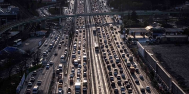 İstanbul trafiğinin Ramazan mesaisi: Erkenden başlayan trafik, iftar ile gelen sessizlik