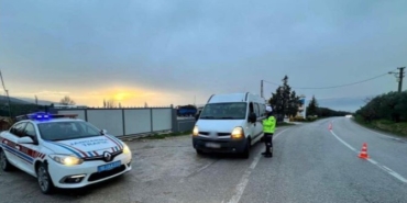 Okul zili yeniden çaldı, jandarmadan öğrencilere trafik güvenliği denetimi