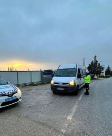 Okul zili yeniden çaldı, jandarmadan öğrencilere trafik güvenliği denetimi