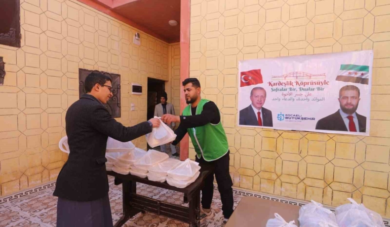 Suriye Rakka’da iftar bereketi