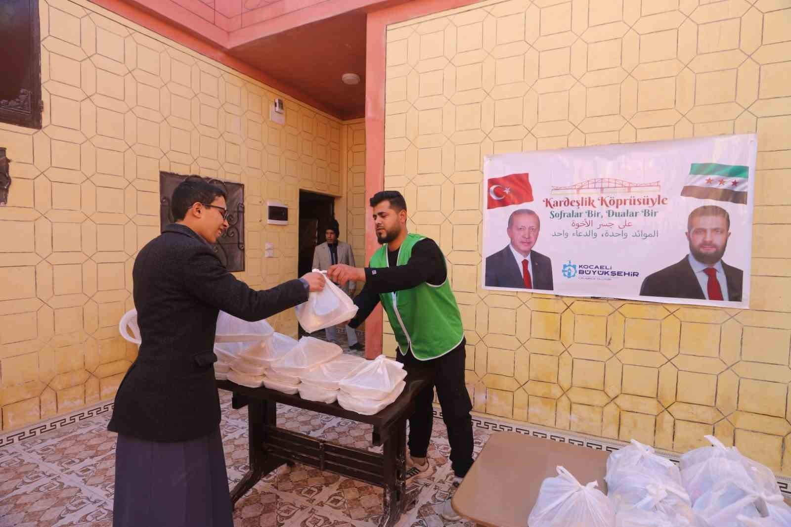 Suriye Rakka’da iftar bereketi