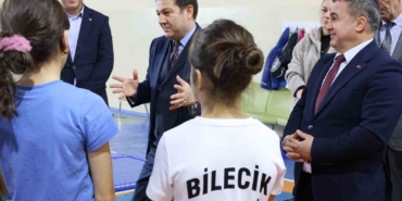 Cimnastik Federasyonu Başkanı Suat Çelen Bilecik’te antrenmanları inceledi