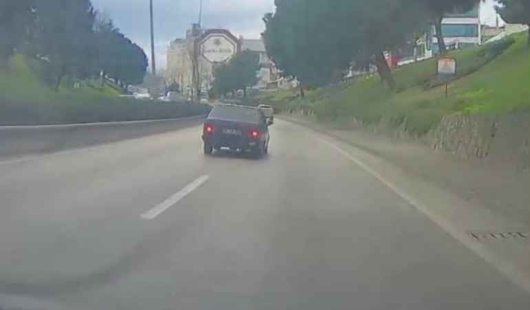 Çocukların üzerine araç sürdü, hiçbir şey olmamış gibi devam etti.. O anlar kamerada