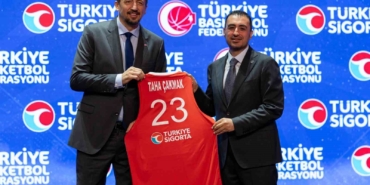 Türkiye Basketbol Federasyonu ile Türkiye Sigorta arasında Milli Takımlar ana sponsorluk anlaşması yenilendi