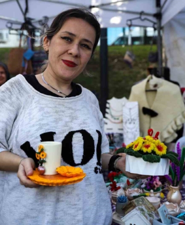 ‘Meydan Kadınların’ dayanışma pazarı doldu taştı