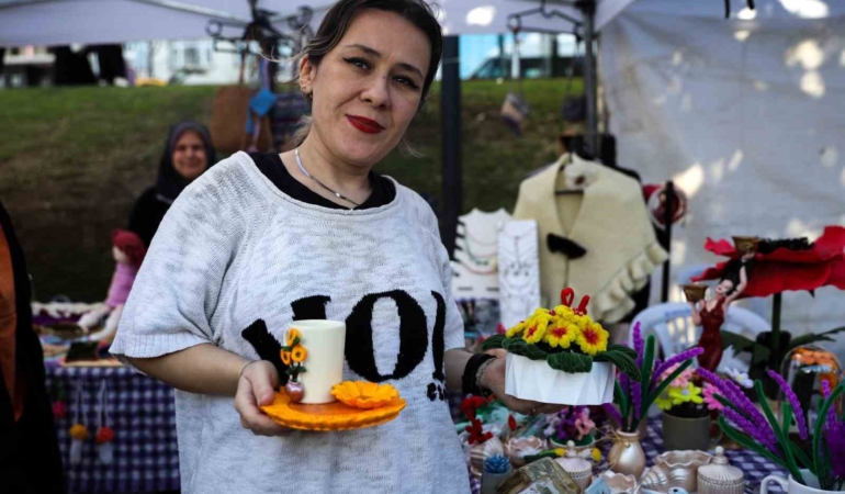 ‘Meydan Kadınların’ dayanışma pazarı doldu taştı