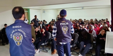 Bilecik’te öğrencilere SİBERAY kapsamında bilgilendirme