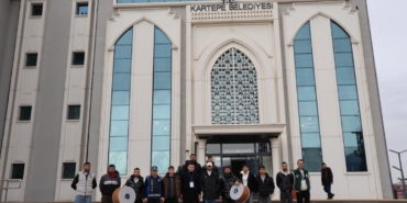 Kartepe’de Ramazan davulcularına görev kartı verildi